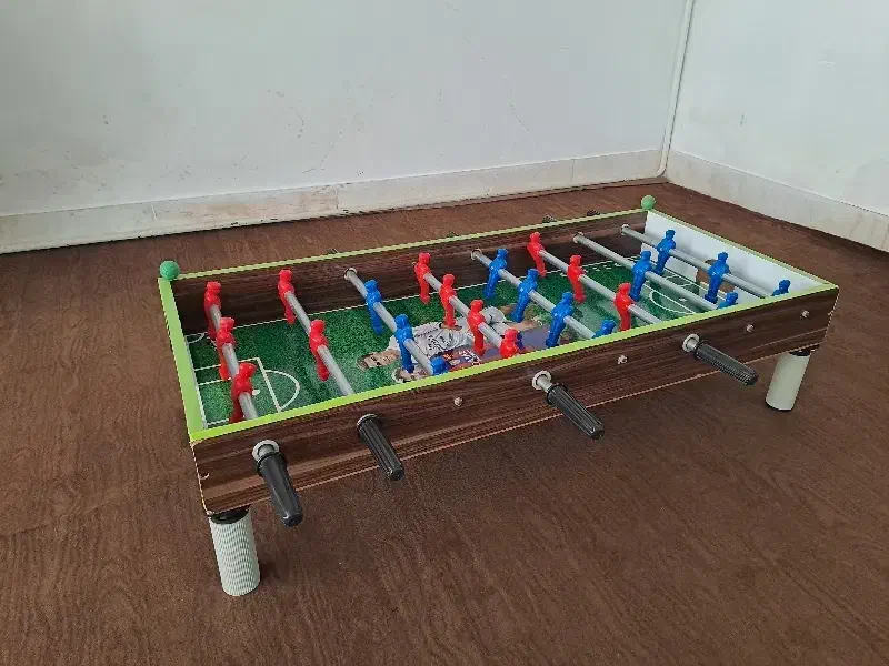 فوتبال دستی ۸ نفره|اسباببازی بچه|قرچک, شهرک گلها|دیوار