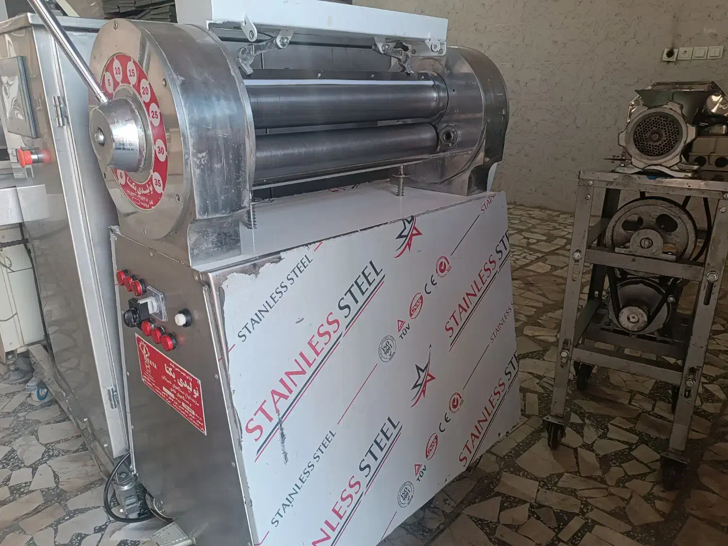 پهن کن قنادی|فروشگاه و مغازه|خمینیشهر, |دیوار