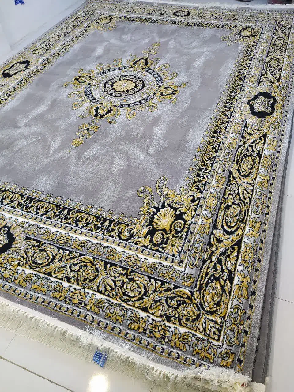 فرش9متری ورساچه 500شانه نخ B C F به نرخ گلیم،نو|فرش|تویسرکان, |دیوار