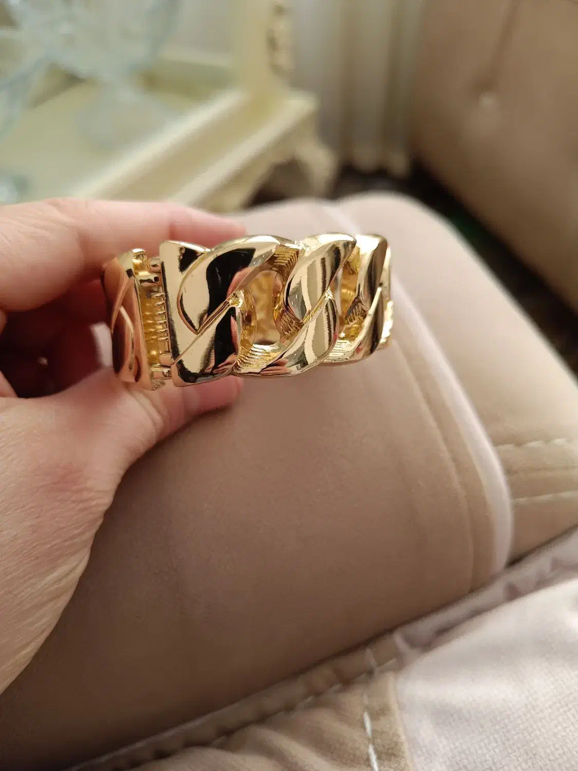 دستبند طرح طلا|بدلیجات|قم, باغ کرباسی|دیوار