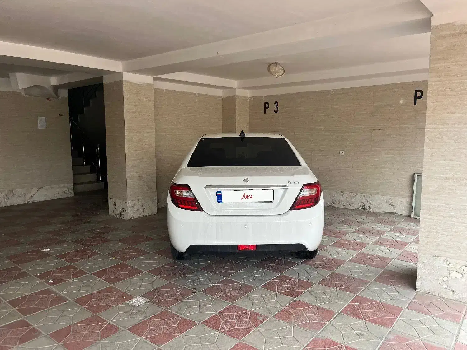 دنا پلاس۶دنده۱۴۰۴|خودرو سواری و وانت|هشتگرد, مدرس|دیوار