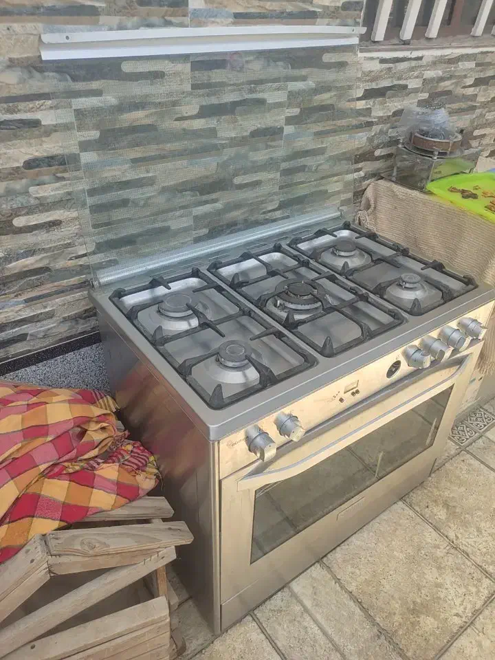 گازتمام استیل فرداراسنوا|اجاق گاز و لوازم برقی پخت‌وپز|ماهان, |دیوار