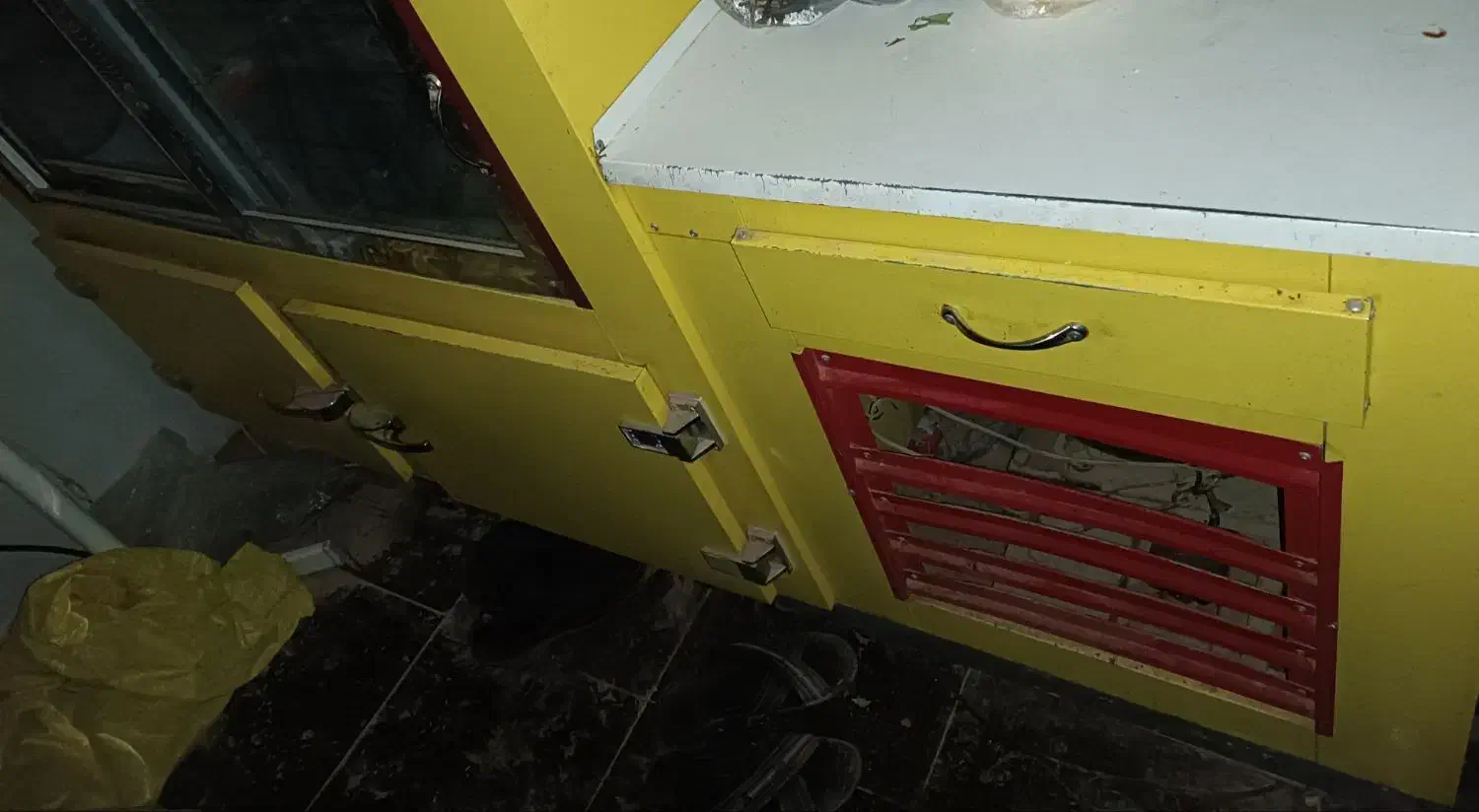 یخچال ویترینی|فروشگاه و مغازه|شیرین‌سو, |دیوار