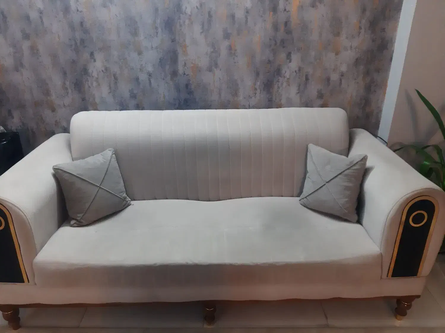 مبل راحتی ۷نفره|مبلمان خانگی و میز عسلی|اصفهان, مهدی آباد|دیوار