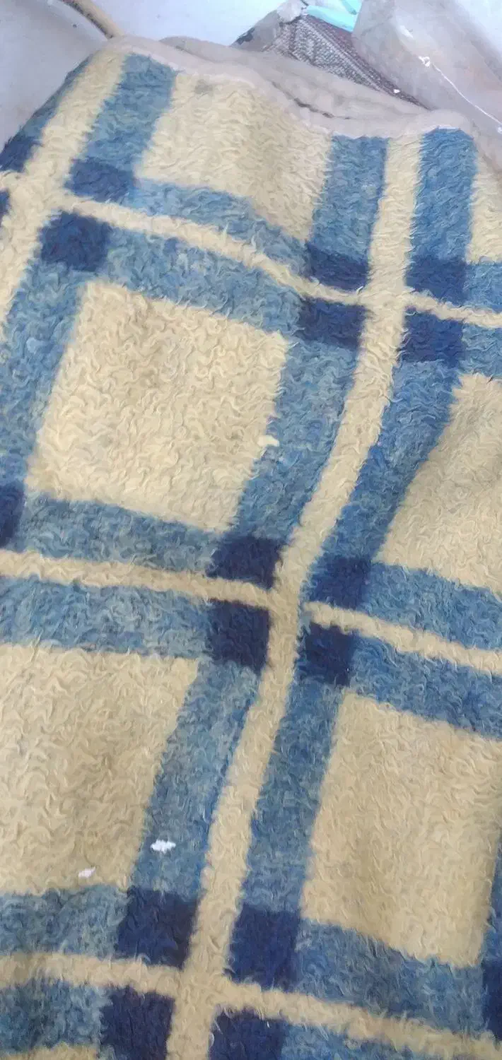 پتو و روفرشی|روفرشی|رباطکریم, مسکن مهر آبشناسان|دیوار