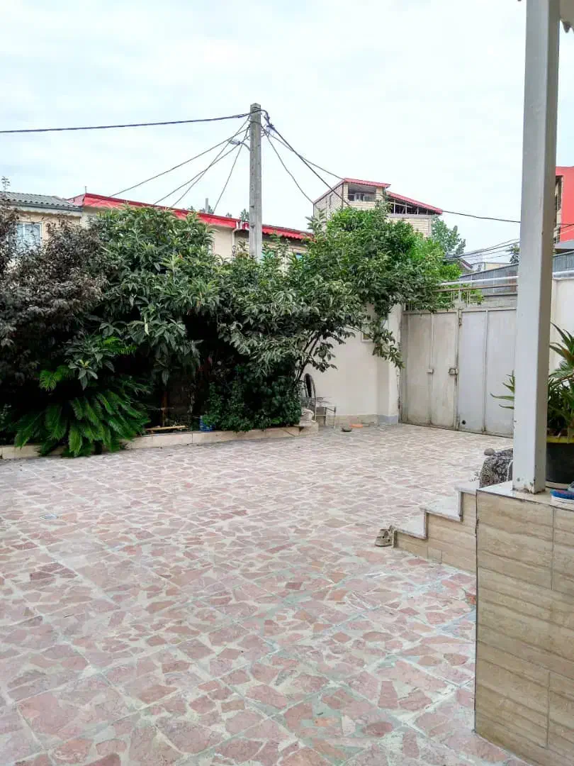 فروش ویلایی باحیاط بزرگ|فروش خانه و ویلا|رشت, استقامت ۲|دیوار