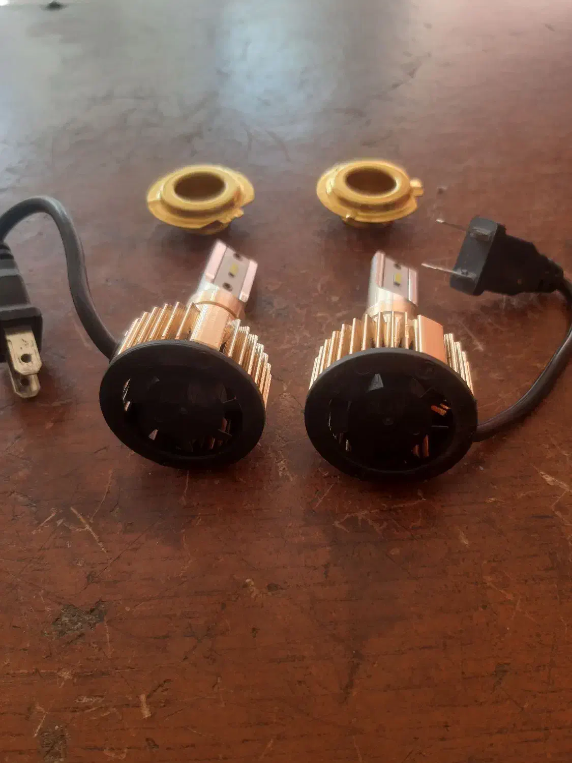 یه جفت لامپ هدلایت نو|قطعات یدکی و لوازم جانبی|ملایر, |دیوار