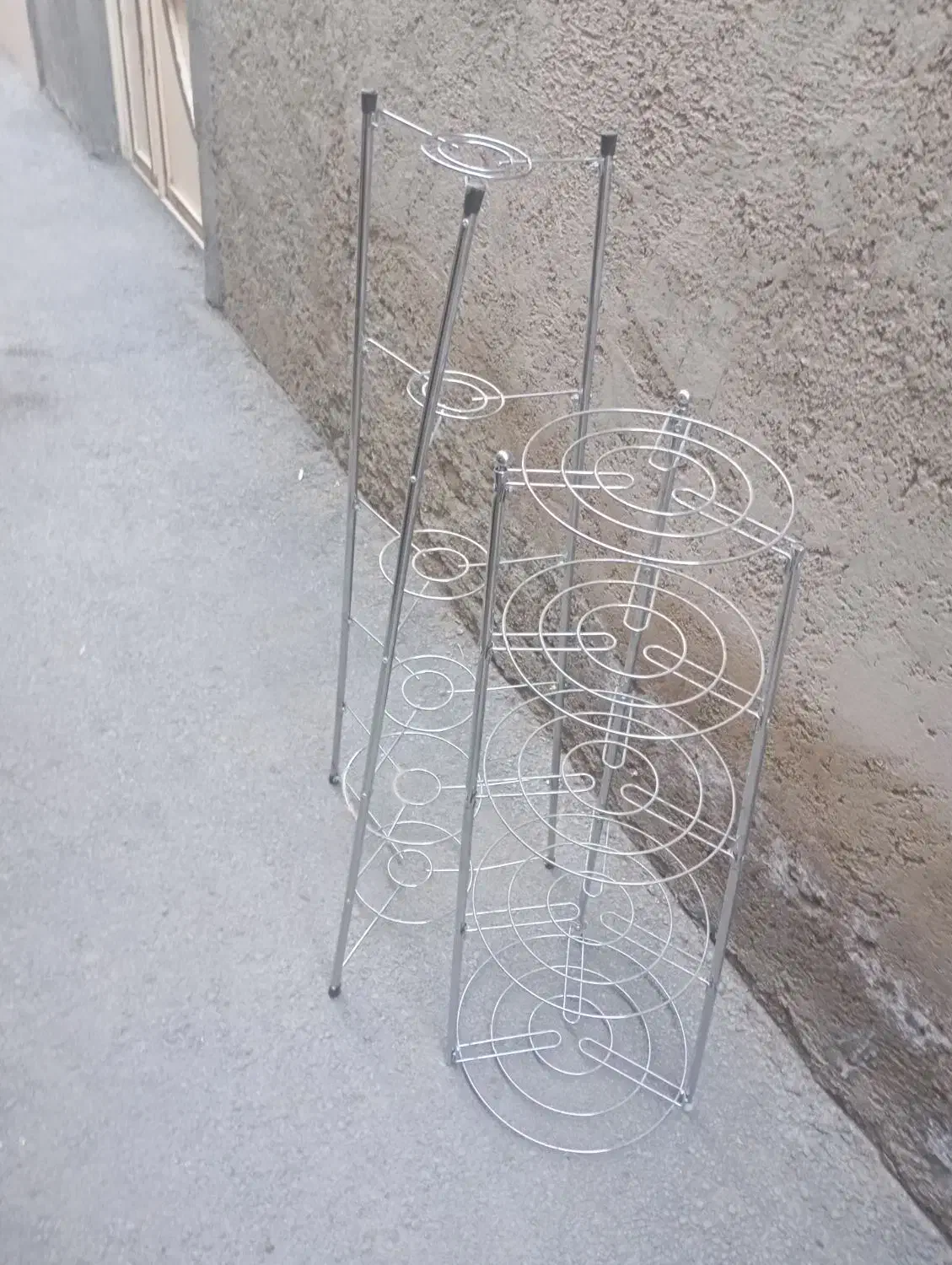 پایه قابلمه|ظروف پختوپز|خوی, |دیوار