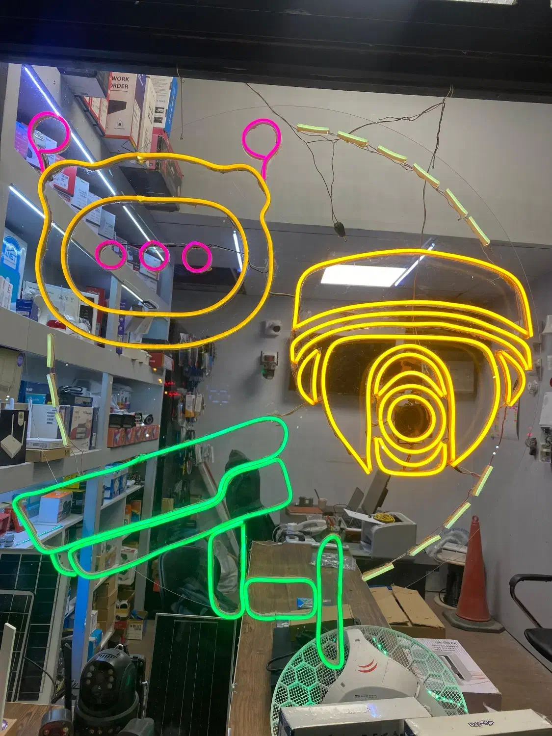 همکاری ویژه برای فروش عمده تجهیزات شبکه و امنیتی|عمده‌فروشی|زرندیه, |دیوار