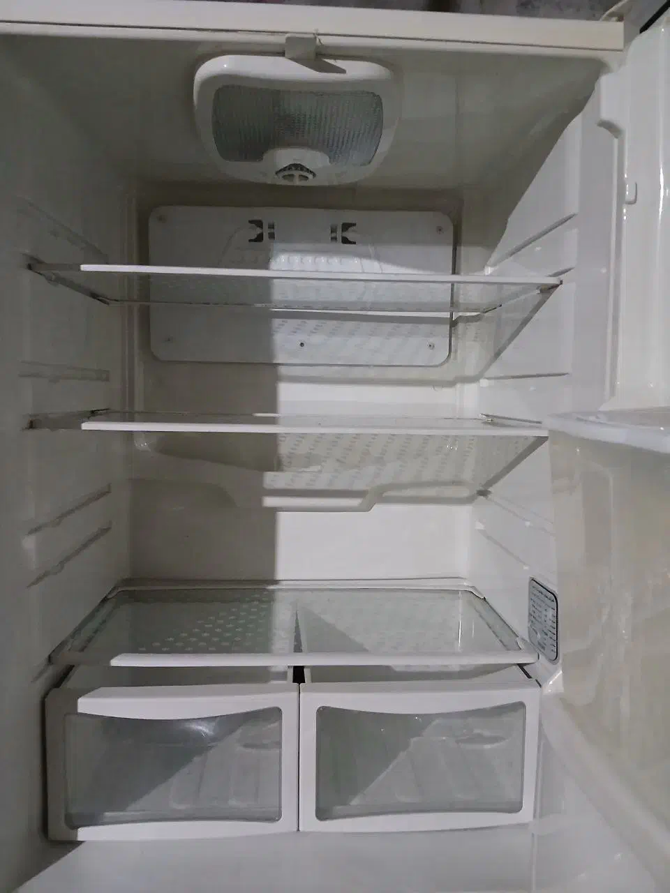 یخچال کاملا سالم و درحال کار ده میلیون|یخچال و فریزر|کلارآباد, |دیوار