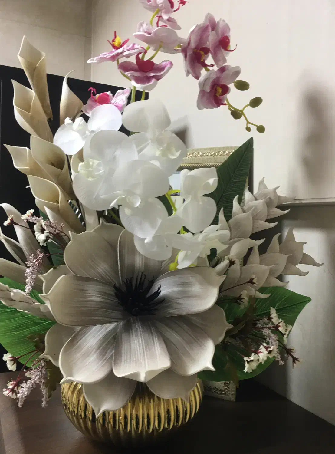 گل و گلدان مصنوعی و زیبا|گل مصنوعی|تبریز, |دیوار