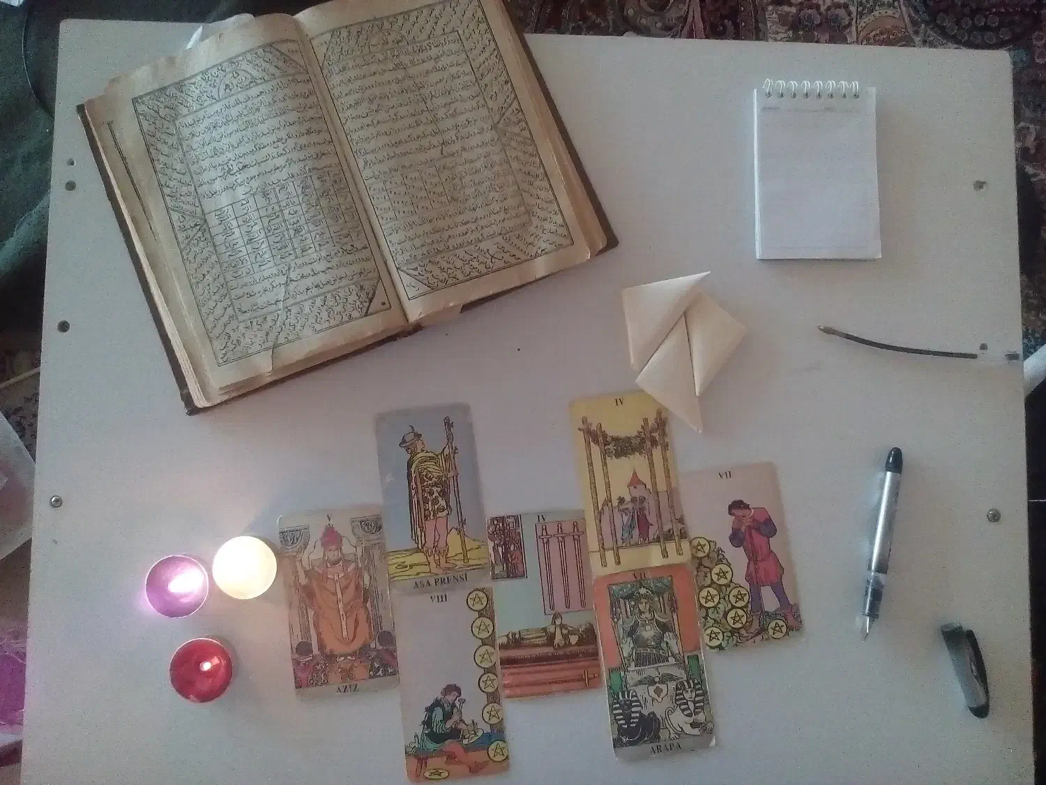 کتب طالع بینی وسرکتاب وفاال قهوه|کتاب و مجله مذهبی|بوشهر, |دیوار