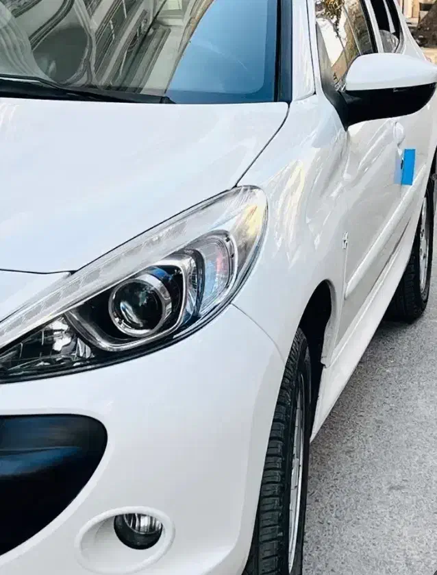 207iTufpسقف فلز خشک موجود در داخل نمایندگی|خودرو سواری و وانت|نیشابور, کریم آباد|دیوار