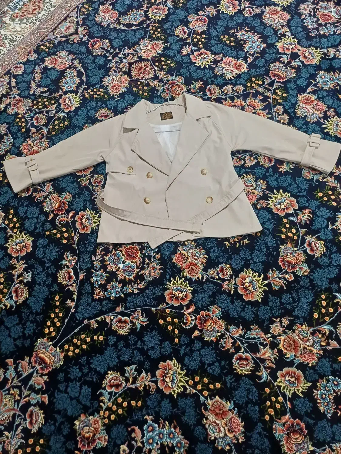 کراپ کت نو|لباس|یزد, |دیوار