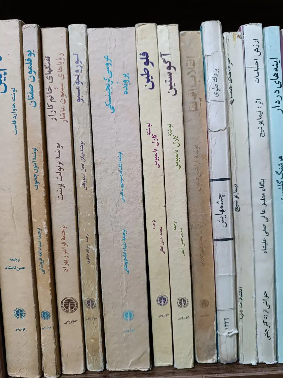 ۱۰۰ جلد کتاب قدیمی ادبی ، تاریخی یکجا|کتاب و مجله ادبی|ری, اقدسیه|دیوار