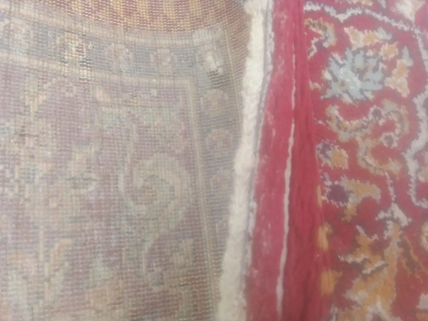 قالیچه گرد وپادری|پادری|هشتگرد, شهرک بعثت|دیوار