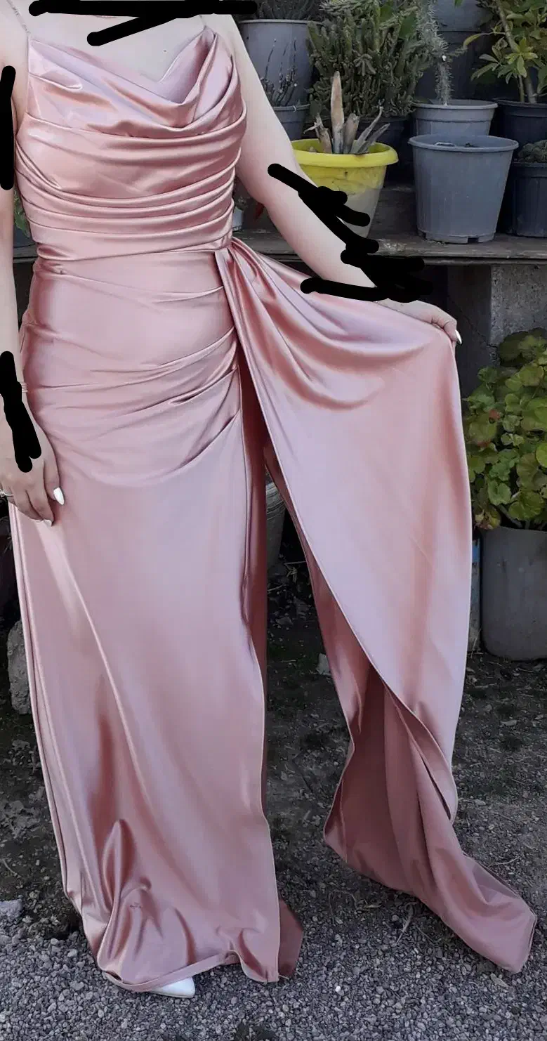 پیراهن مجلسی|لباس|کوچصفهان, |دیوار