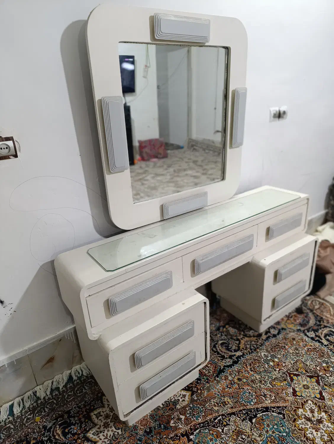 دراور|جاکفشی، کمد، دراور|چناران, |دیوار