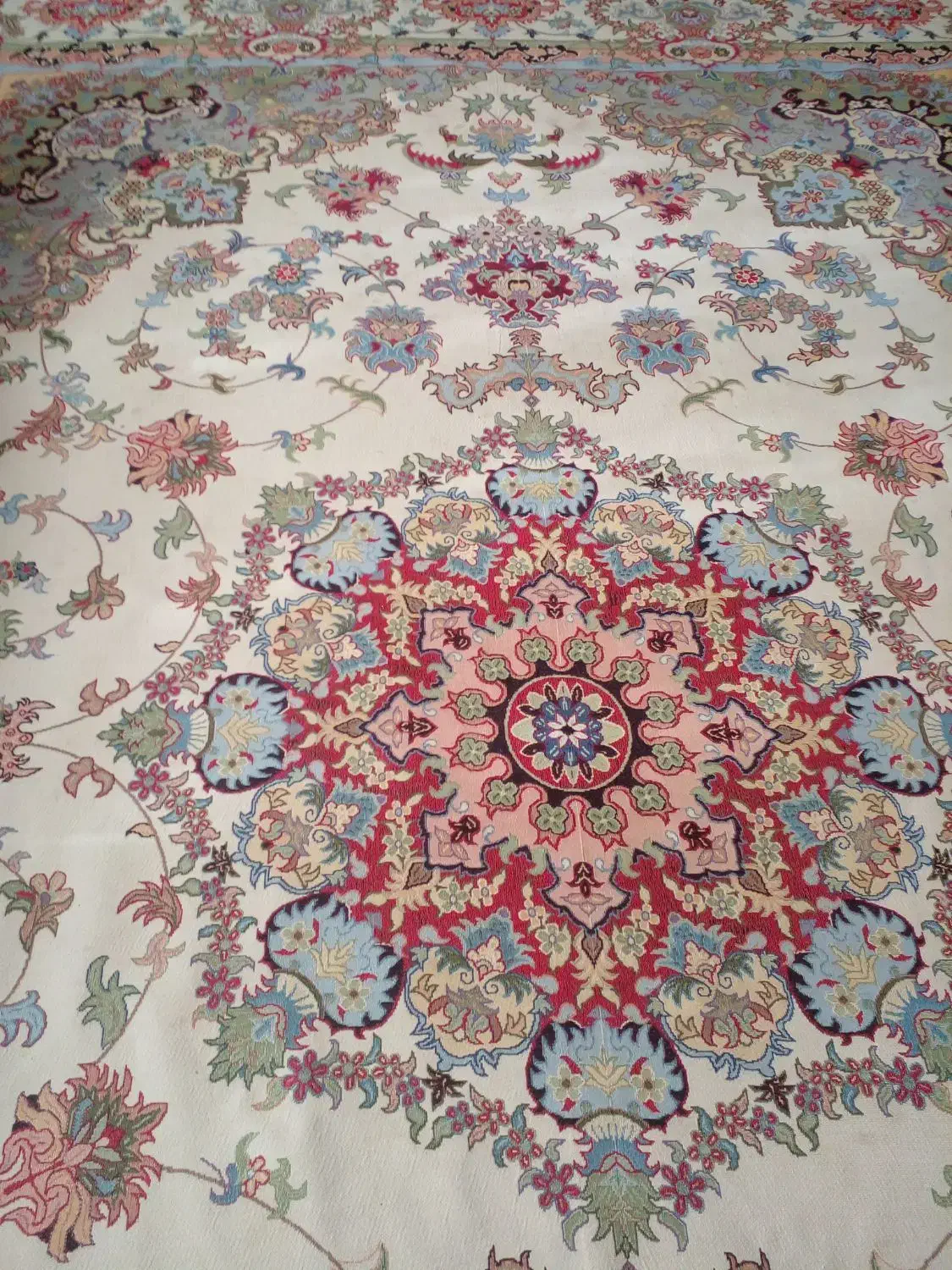 روفرشی ۴×۳|روفرشی|گلبهار, شهر جدید گلبهار|دیوار