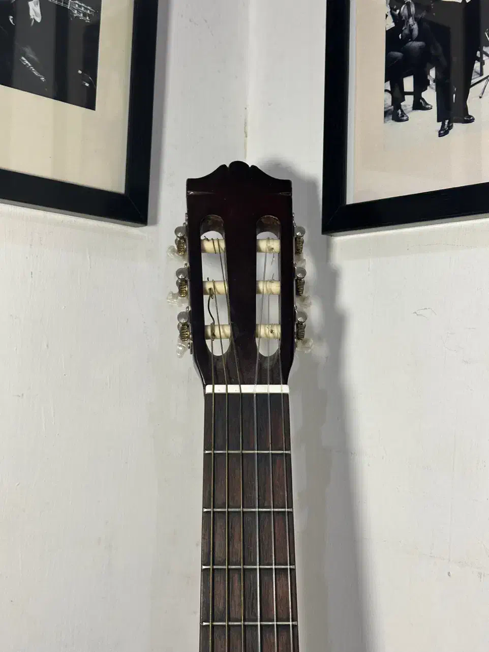 گیتار یاماها c60|گیتار، بیس، امپلیفایر|رشت, دیانتی|دیوار