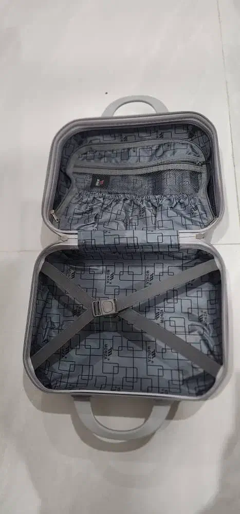 چمدان آرایشی|کیف، کفش، کمربند|کرج, فاز ۳ گوهردشت|دیوار