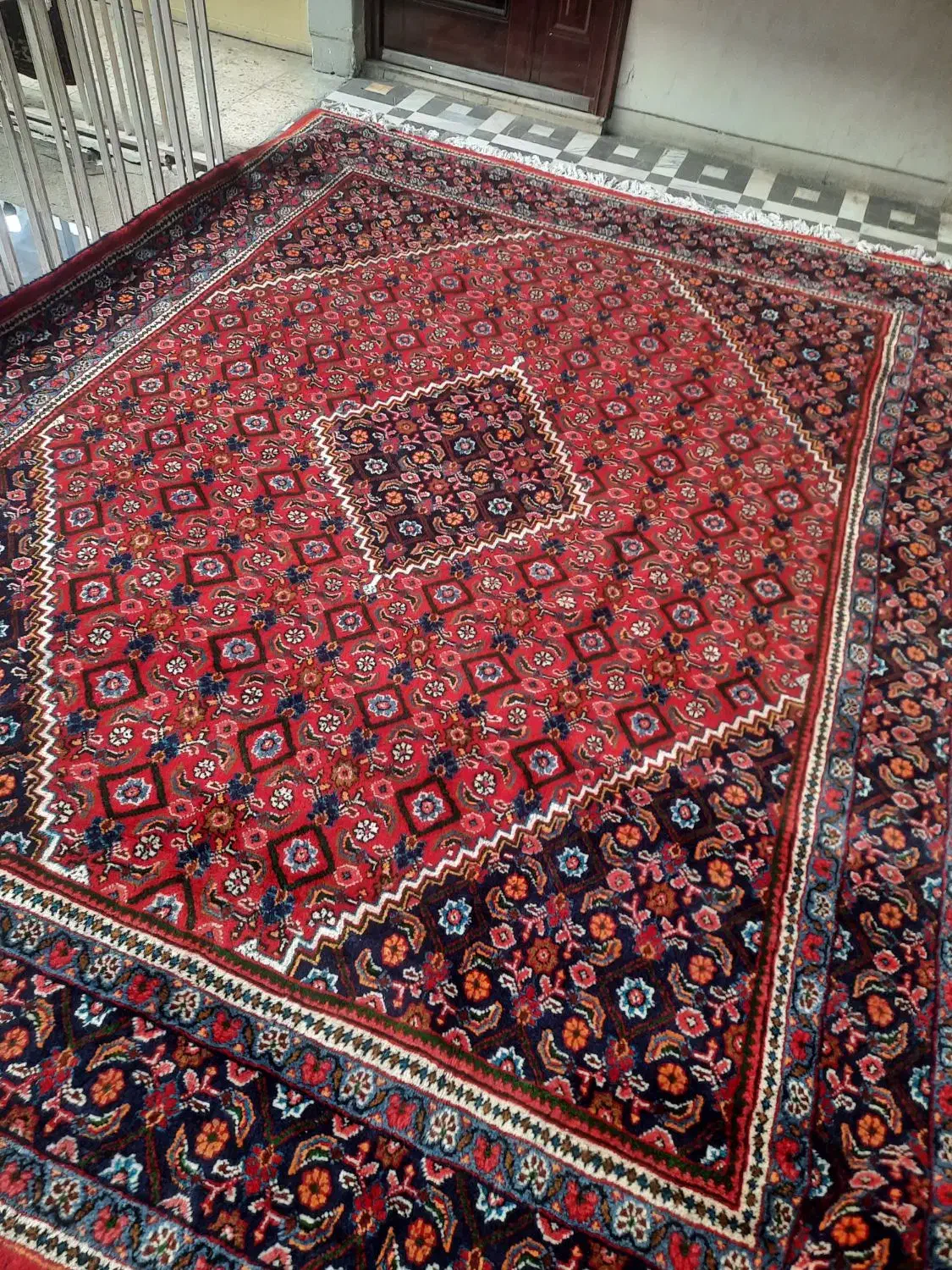 فرش ۱۲ متری دستباف اراک نقشه ماهی|فرش|کرج, برغان|دیوار