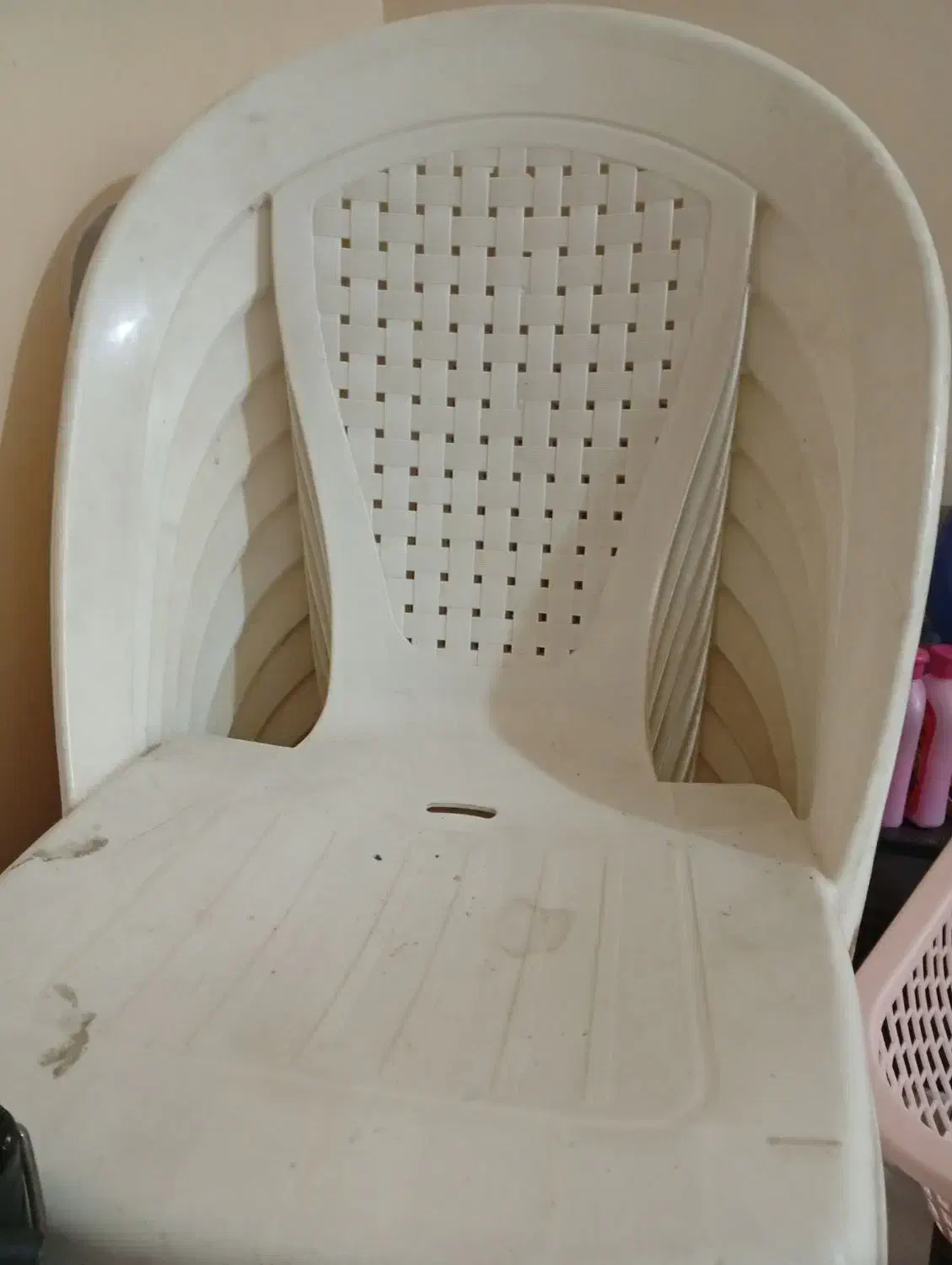 صندلی پلاستیکی|صندلی و نیمکت|آبپخش, |دیوار