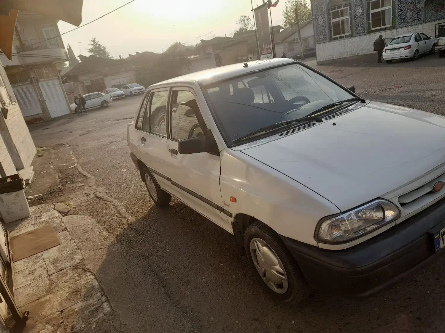 ۱۳۱مدل ۹۳|خودرو سواری و وانت|لنگرود, |دیوار