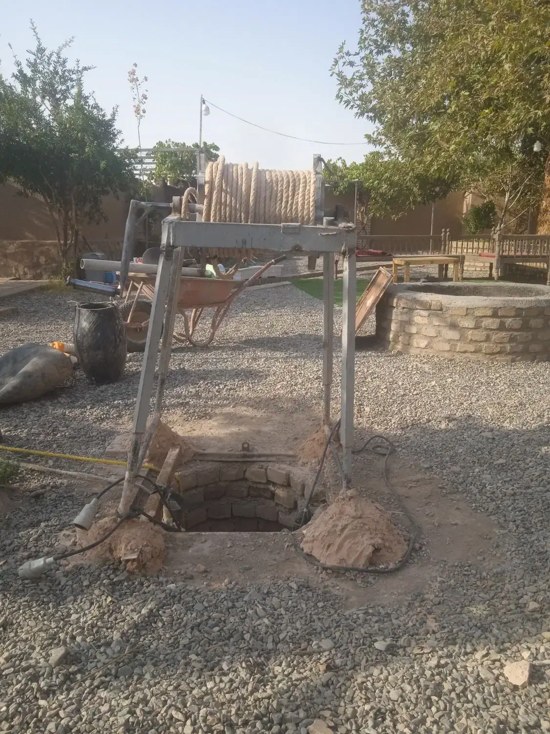مقنی چاه آب|خدمات پیشه و مهارت|سبزوار, صالح آباد|دیوار