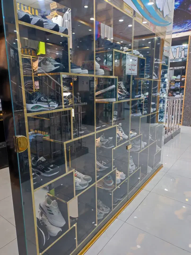 دکور کفش MDF|فروشگاه و مغازه|باغ ملک, |دیوار