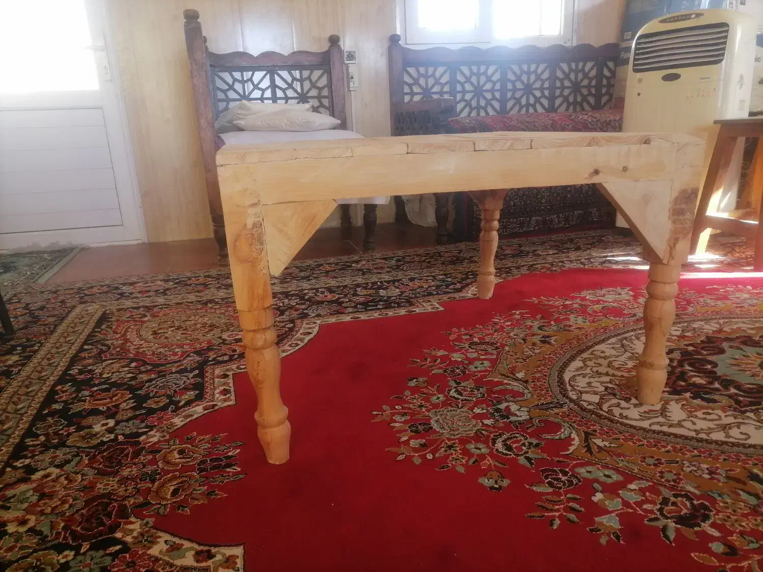 کرسی چوبی ۱*۱|بخاری، هیتر، شومینه|بومهن, |دیوار