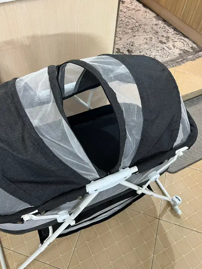 فروشی فوری|تخت و صندلی بچه|ری, فیروزآبادی|دیوار