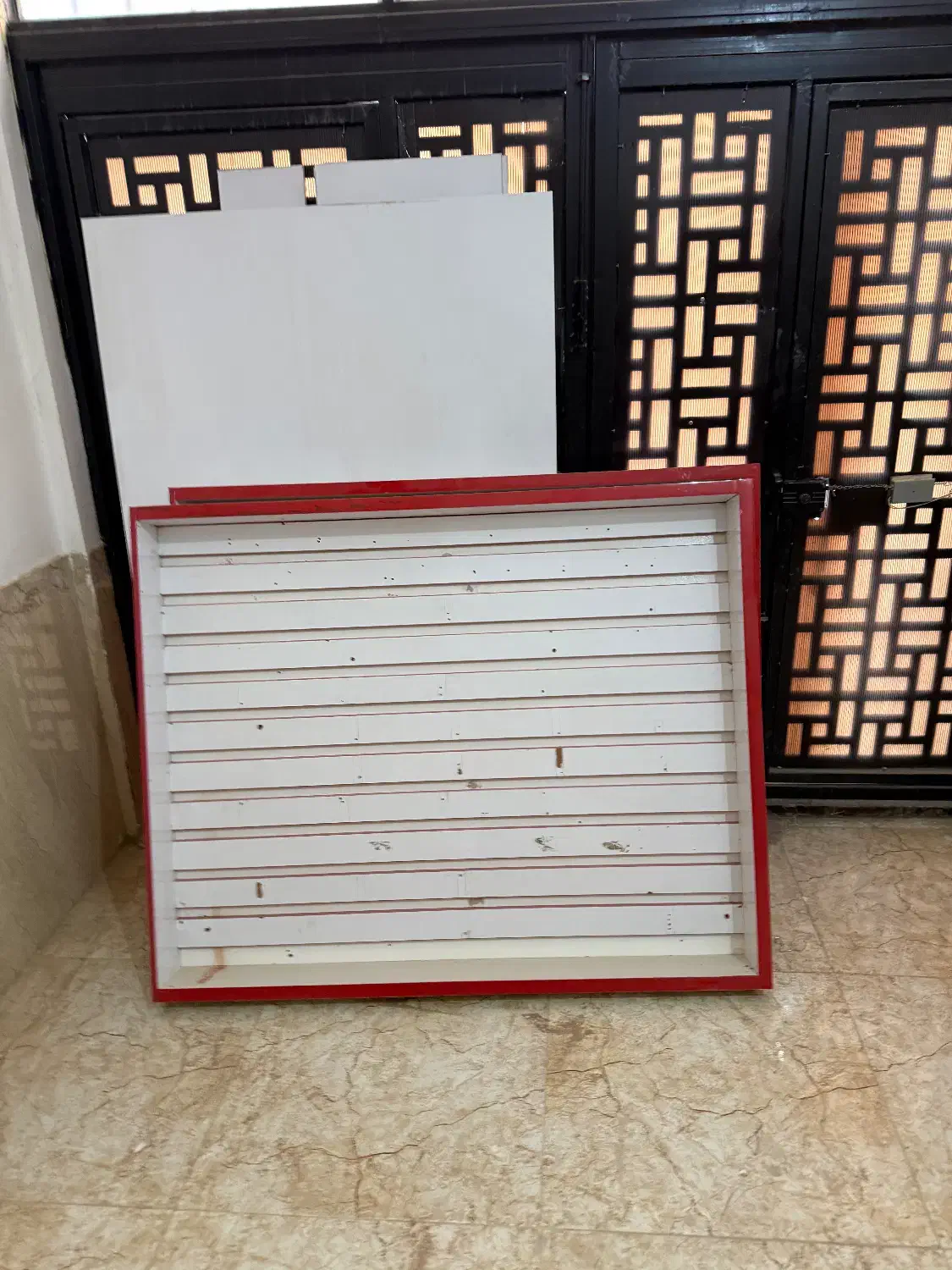 ویترین مغازه پلکانی|فروشگاه و مغازه|مریوان, |دیوار