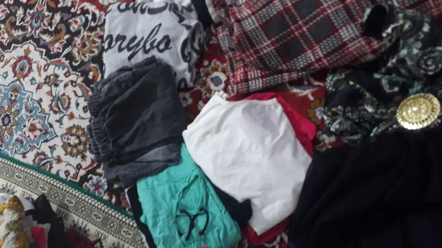 لباس|لباس|آبیک, |دیوار