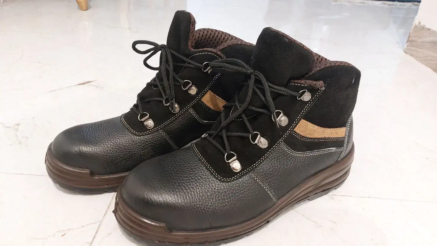 کفش ایمنی سایز ۴۳|کیف، کفش، کمربند|سبزوار, قاضی زاد|دیوار