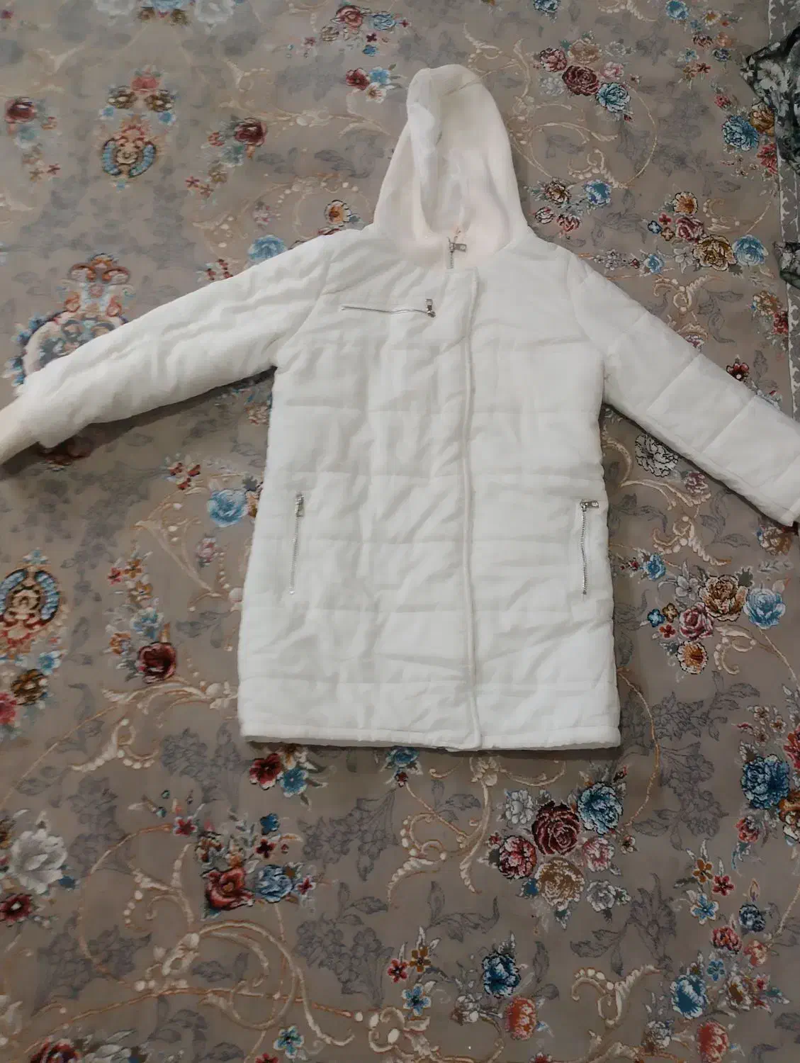 کاپشن|لباس|زاهدان, |دیوار