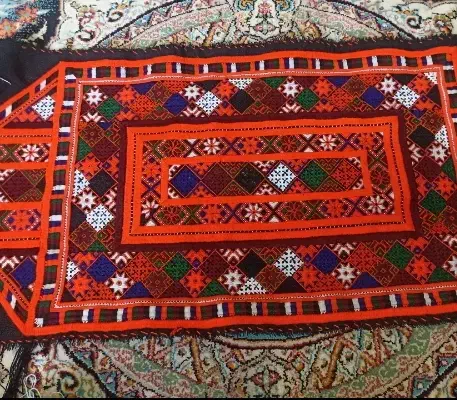 دوچگر پریوال|لباس|ایرانشهر, |دیوار