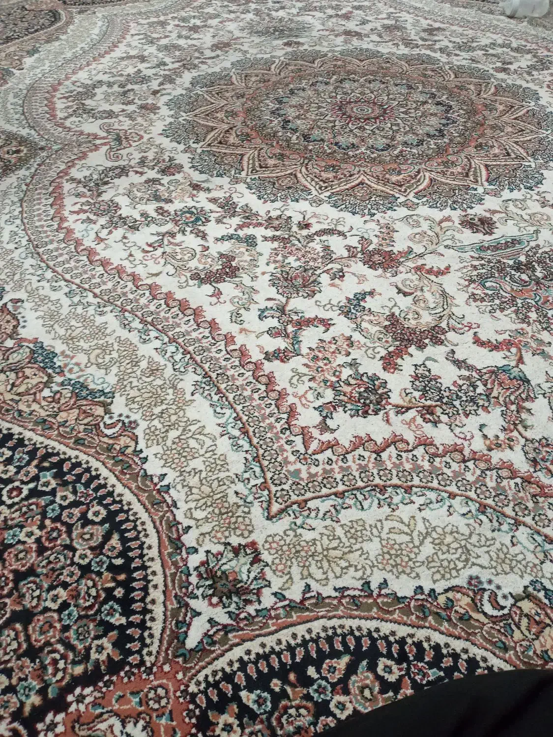 یک جفت فرش ۹متری سالم سالم|فرش|بهشهر, |دیوار