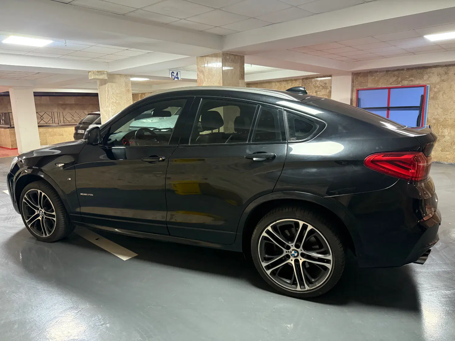 BMW X4|خودرو سواری و وانت|اصفهان, شیخ اشراق|دیوار
