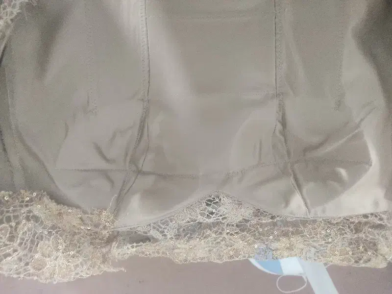 دوخت لباس مجلسی و مانتو شلوار اداری|لباس|کرمان, |دیوار