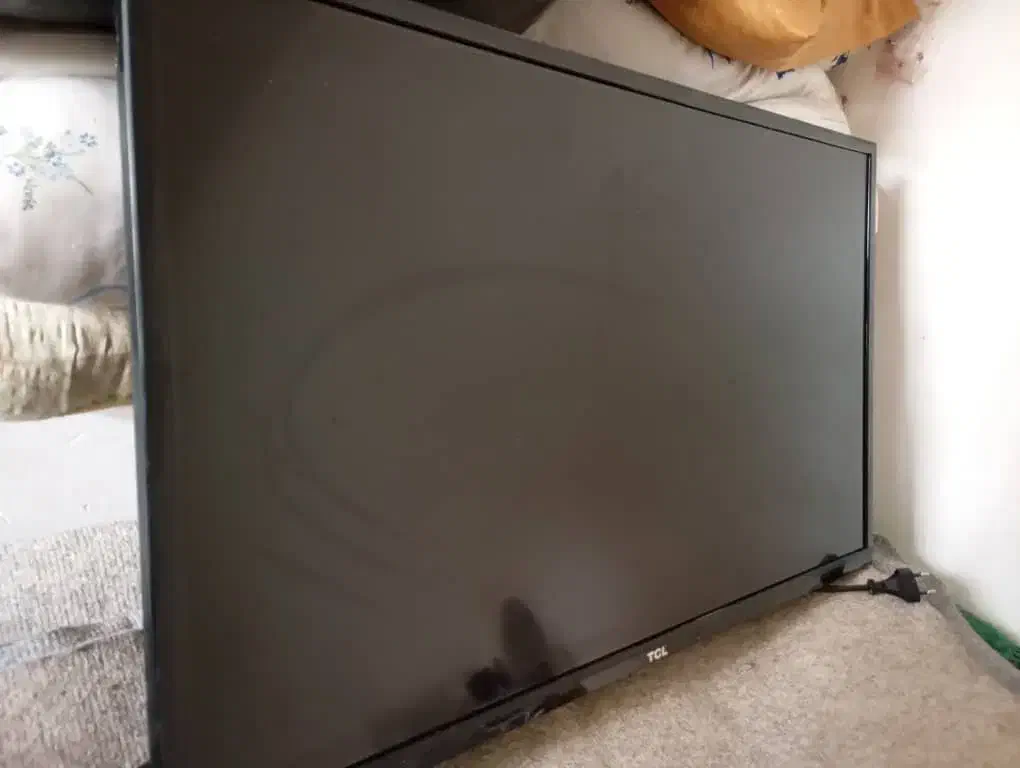 تلویزیون TCL و یخچال دو در سالم|تلویزیون و پروژکتور|سنگر, |دیوار