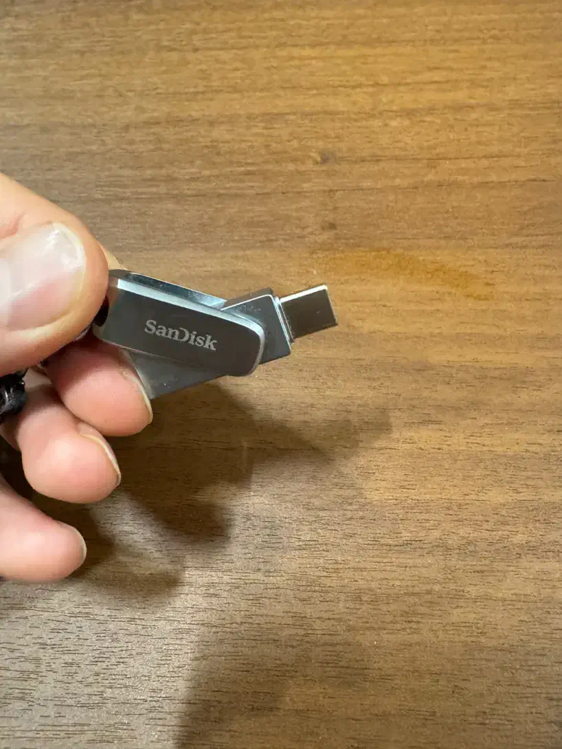 فلش مموری سندیسک ULTRA DUAL DRIVE LUXE TYPE-C 1TB|قطعات و لوازم جانبی رایانه|اراک, |دیوار