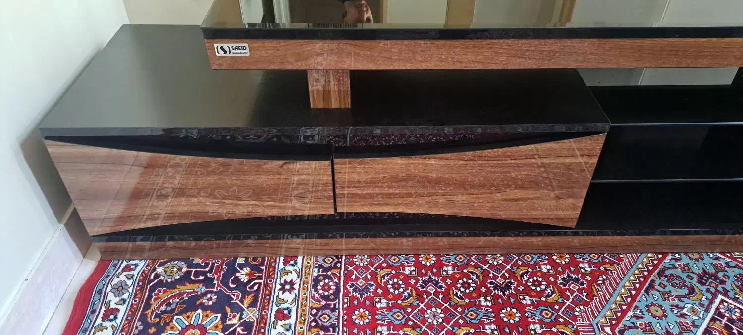 میز تلویزیون سالم بدون هیچ خط و خشی|میز تلویزیون|تهران, افسریه شمالی|دیوار