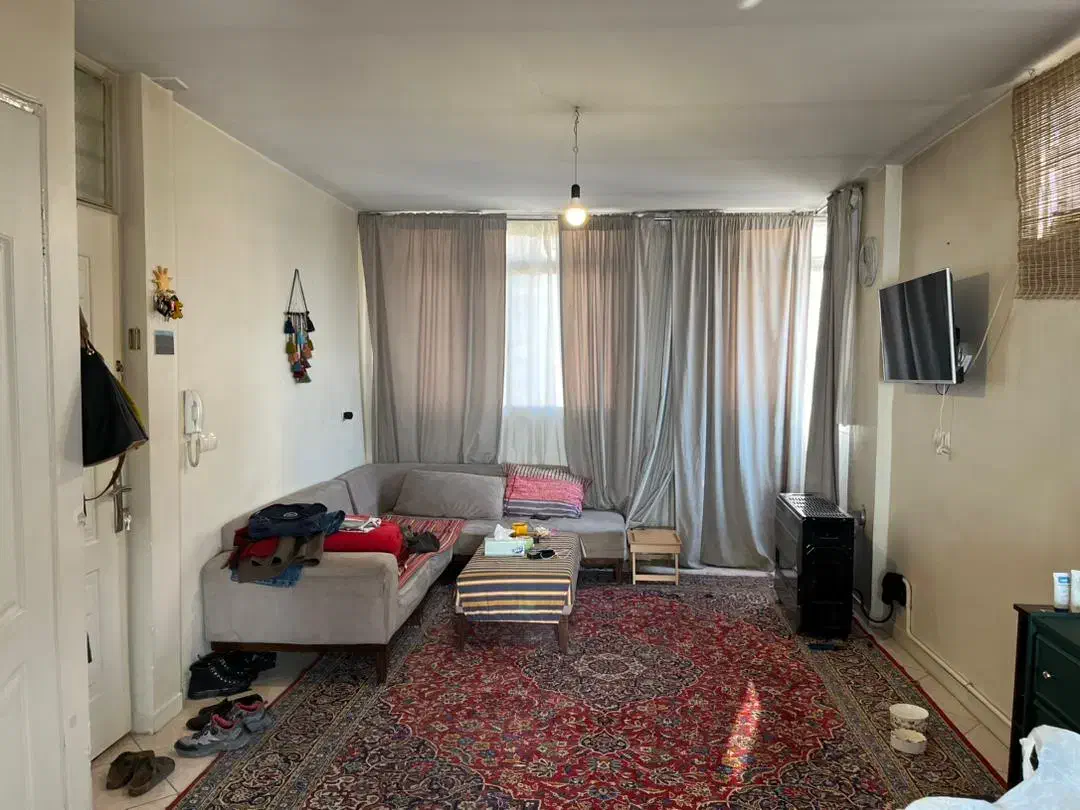 50 متر یک خوابه جمهوری ، باستان