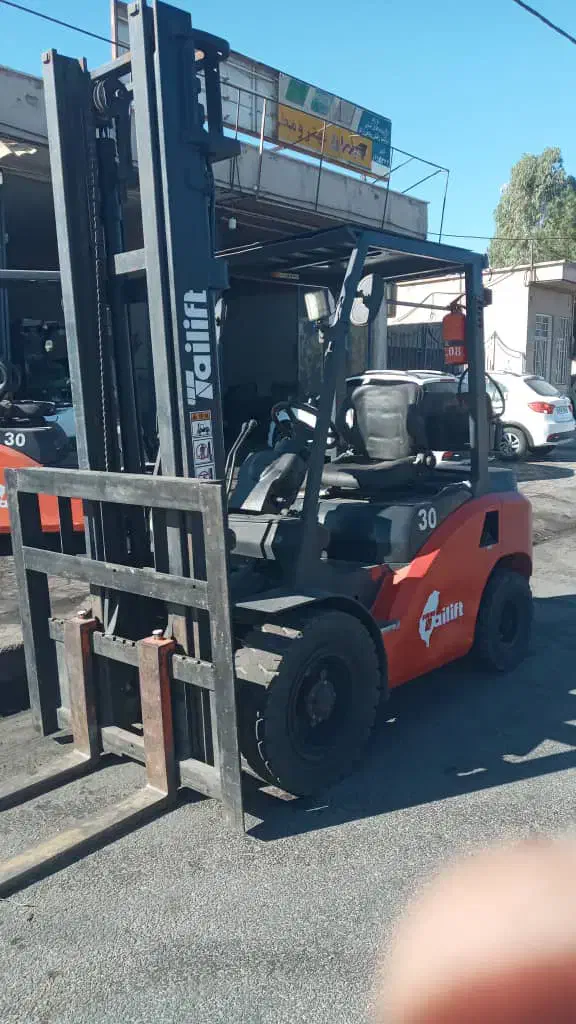 لیفتراک ۳ تن دوگانه تایلیفت ۲۰۱۶|خودرو سنگین|ساوه, |دیوار