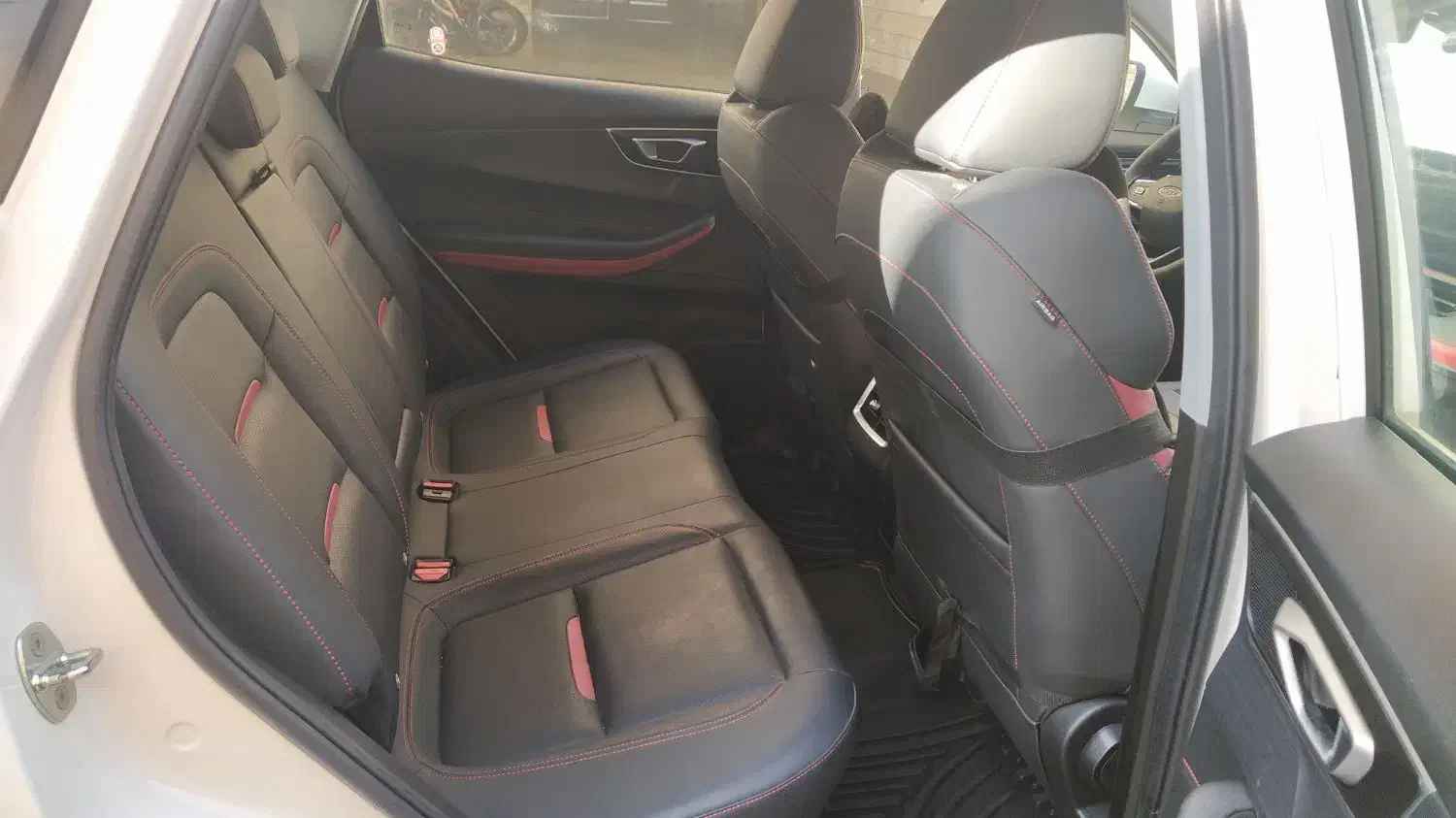 x55 pro|خودرو سواری و وانت|شاهین‌شهر, اقبال لاهوری|دیوار