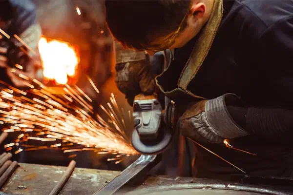 استخدام سنگ کار و فلاپ زن ایرانی ، اتباع|استخدام صنعتی، فنی، مهندسی|ورامین, شهرک صنعتی خیرآباد|دیوار