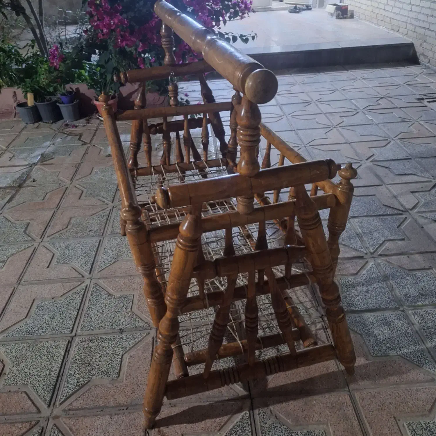 گهواره تاشو درحد نو|تخت و صندلی بچه|سیرجان, |دیوار