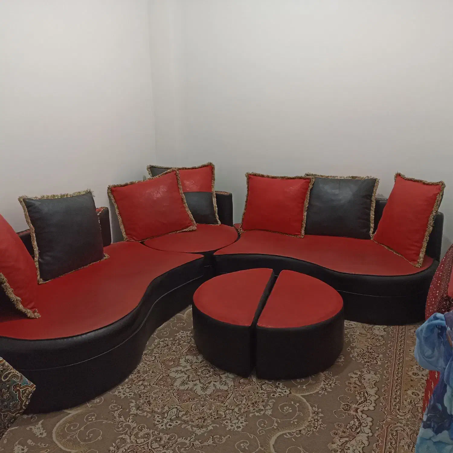 مبل در حد نو|مبلمان خانگی و میز عسلی|لاهیجان, قیام|دیوار