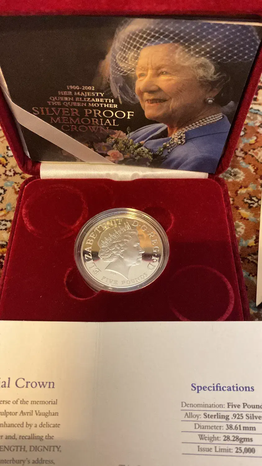 تعدادی سکه نقره و طلای خارجی با کاور کریستالی|کلکسیون سکه، تمبر، اسکناس|تهران, شهرآرا|دیوار